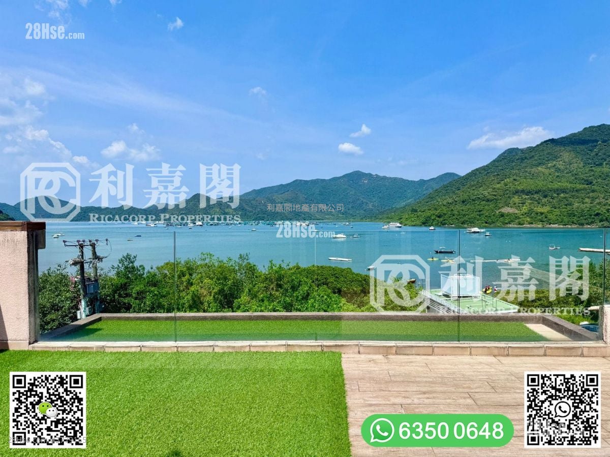 Sai Sha Road Village Sell 4 Bedrooms , 3 Bathrooms 2,100 ft²