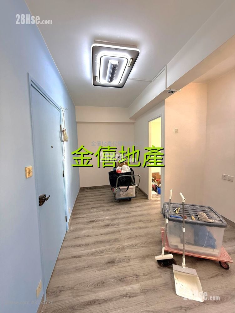 福和大樓 售盤 1 房 , 1 浴室 240 平方呎