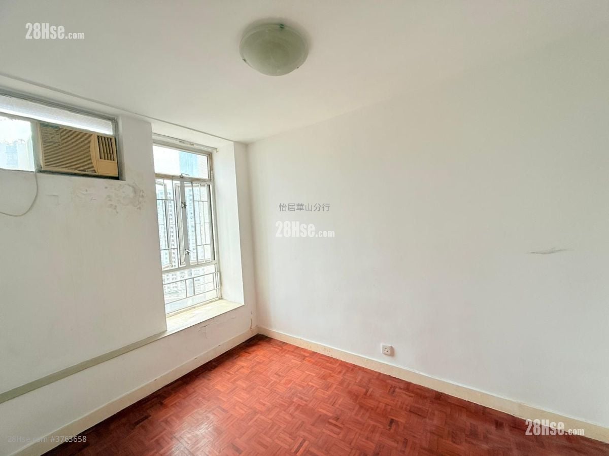 Taikoo Shing Sell 3 Bedrooms , 2 Bathrooms 922 ft²