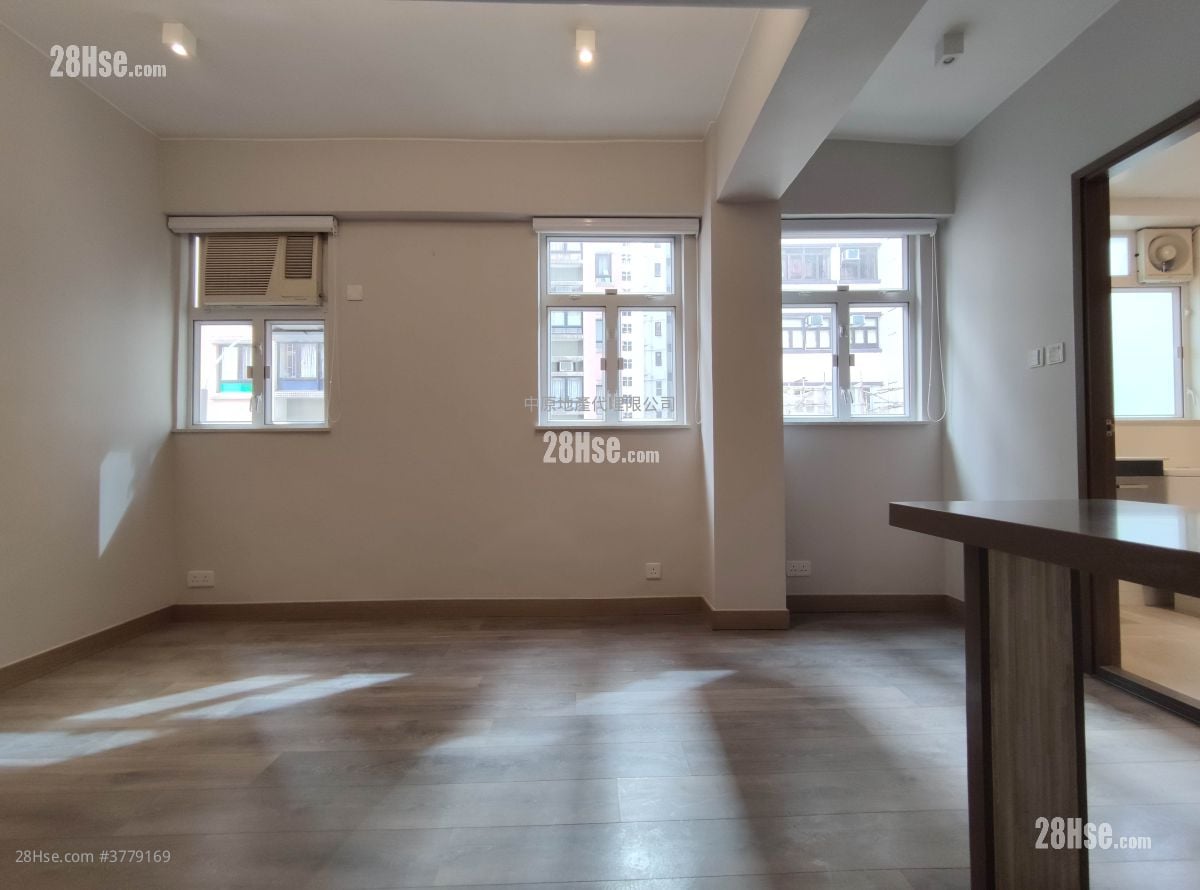 Man Hee Mansion Sell 2 Bedrooms , 1 Bathroom 543 ft²