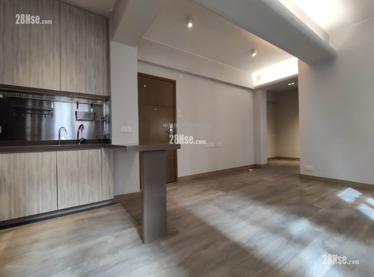 Man Hee Mansion Sell 2 Bedrooms , 1 Bathroom 543 ft²