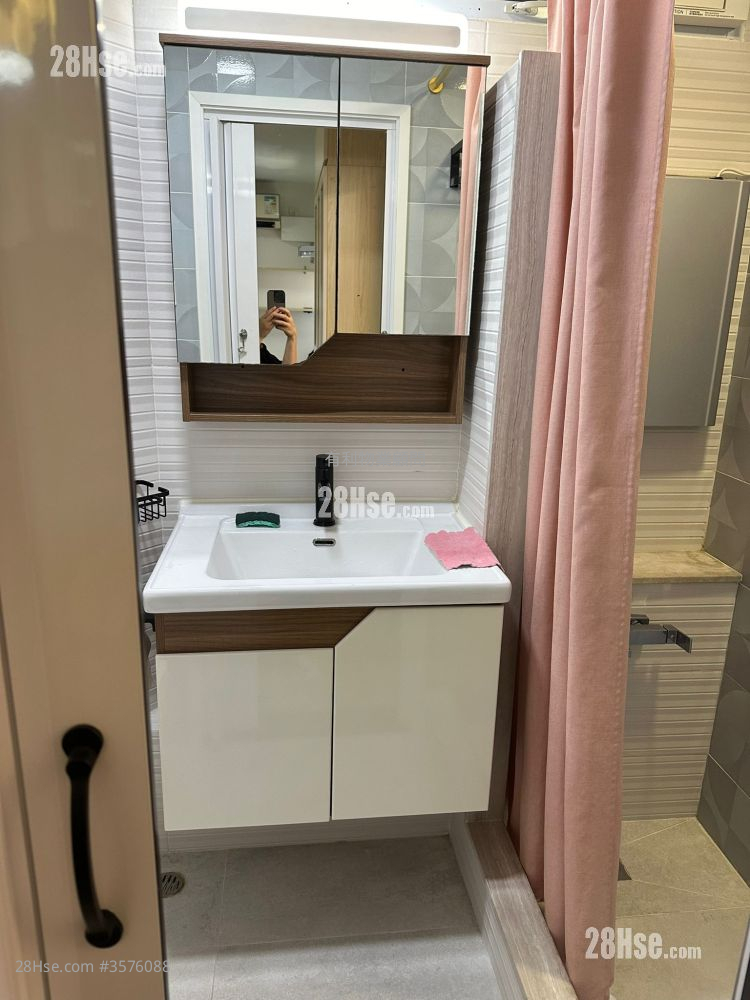 Wan Tau Tong Estate Sell 2 Bedrooms , 1 Bathroom 445 ft²