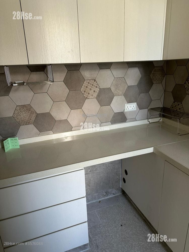 Wan Tau Tong Estate Sell 2 Bedrooms , 1 Bathroom 445 ft²