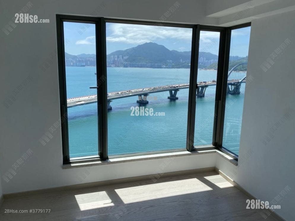 Sea To Sky 售盘 4 房 , 3 浴室 1,057 平方尺