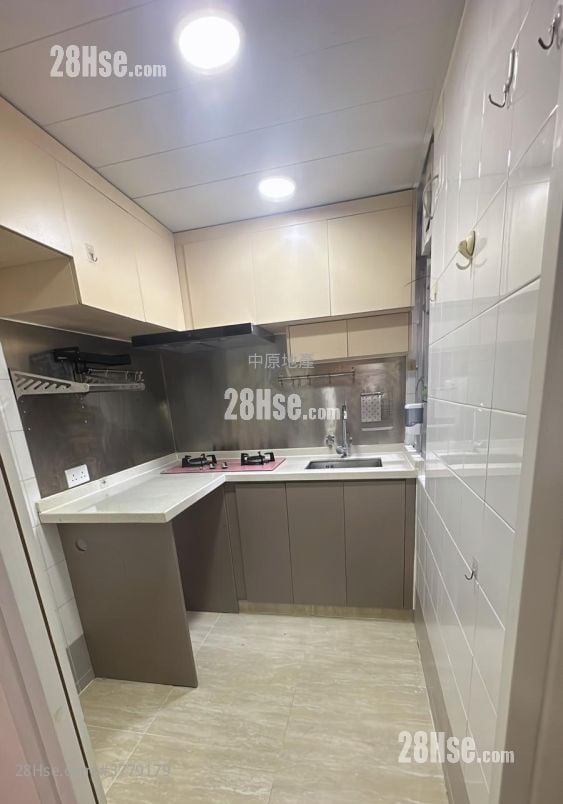 Ping Yan Court Rental 376 ft²