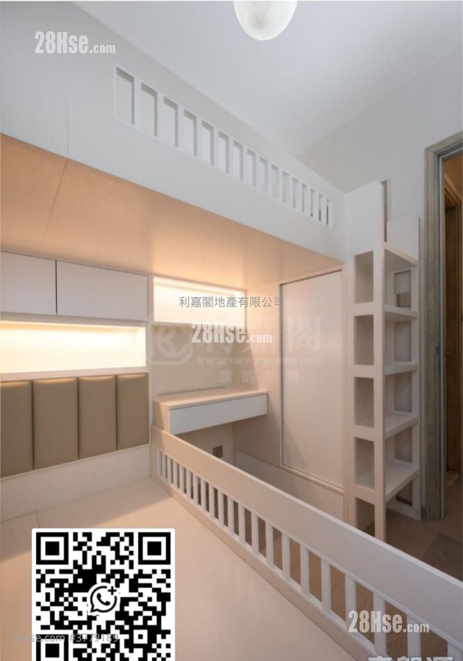 Sea To Sky Sell 2 Bedrooms 473 ft²