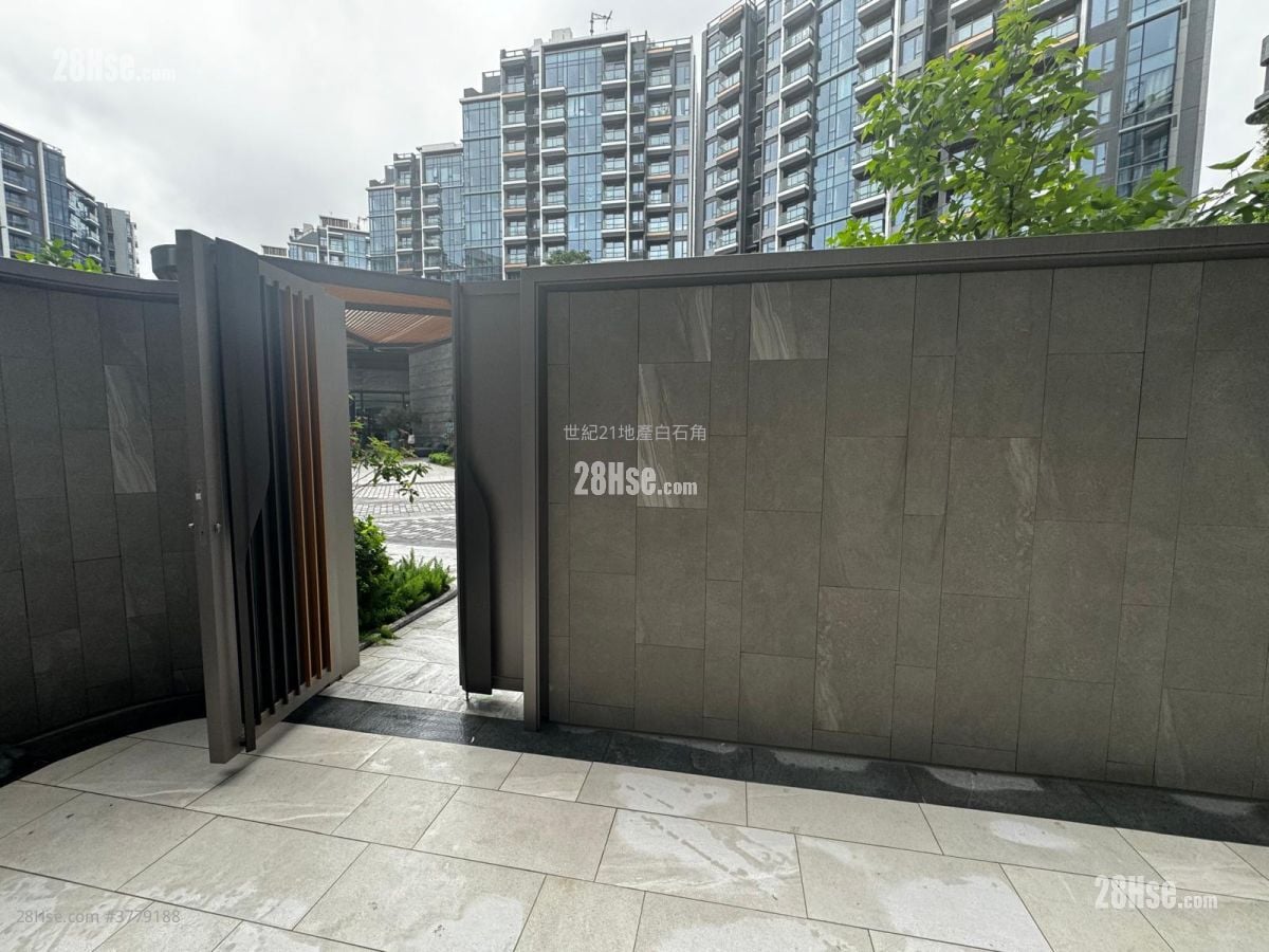 Silicon Hill Sell 2 Bedrooms , 1 Bathroom 386 ft²