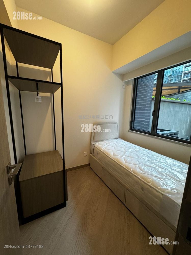 Silicon Hill Sell 2 Bedrooms , 1 Bathroom 386 ft²