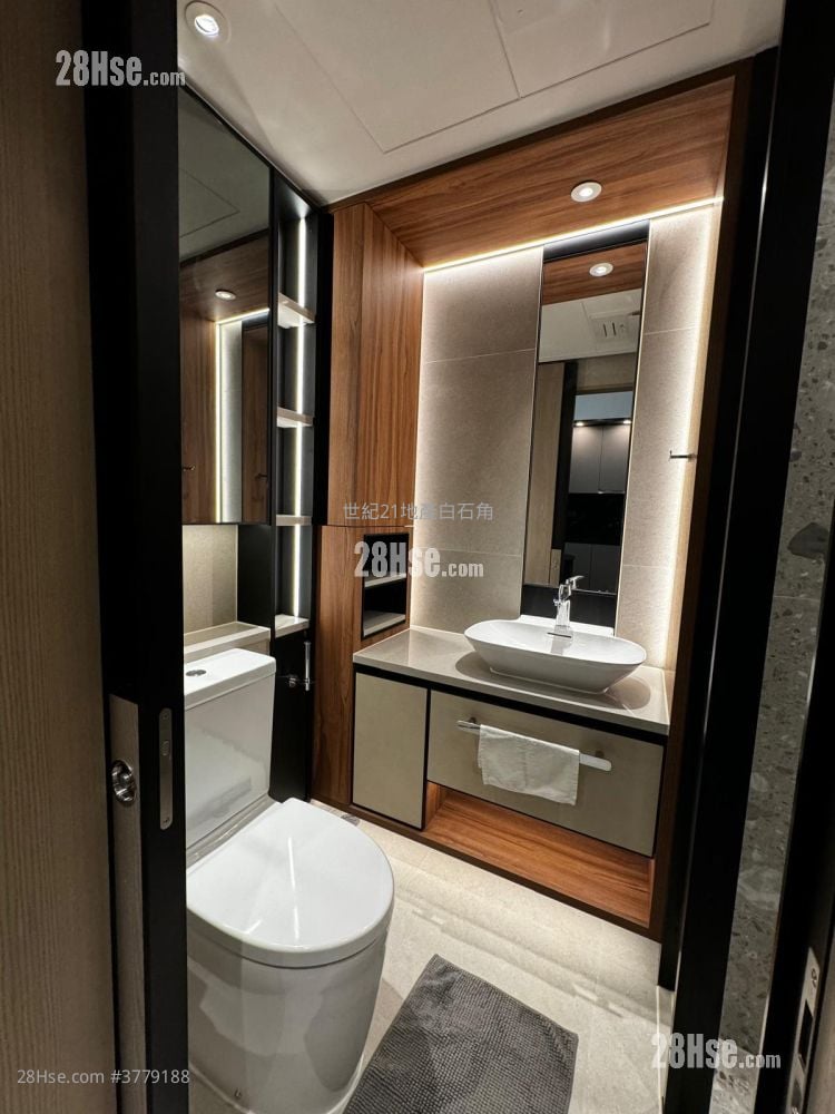 Silicon Hill Sell 2 Bedrooms , 1 Bathroom 386 ft²