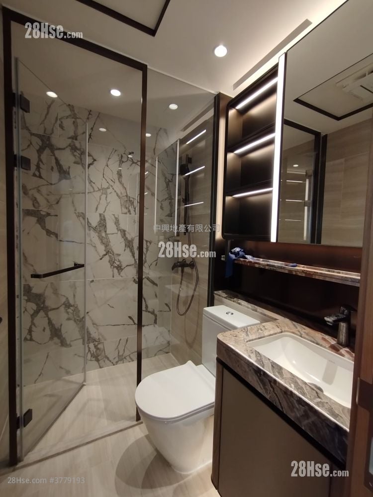 Topside Residence Rental 2 Bedrooms , 1 Bathroom 377 ft²