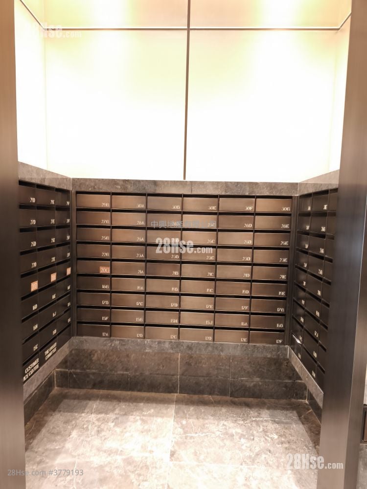 Topside Residence Rental 2 Bedrooms , 1 Bathroom 377 ft²