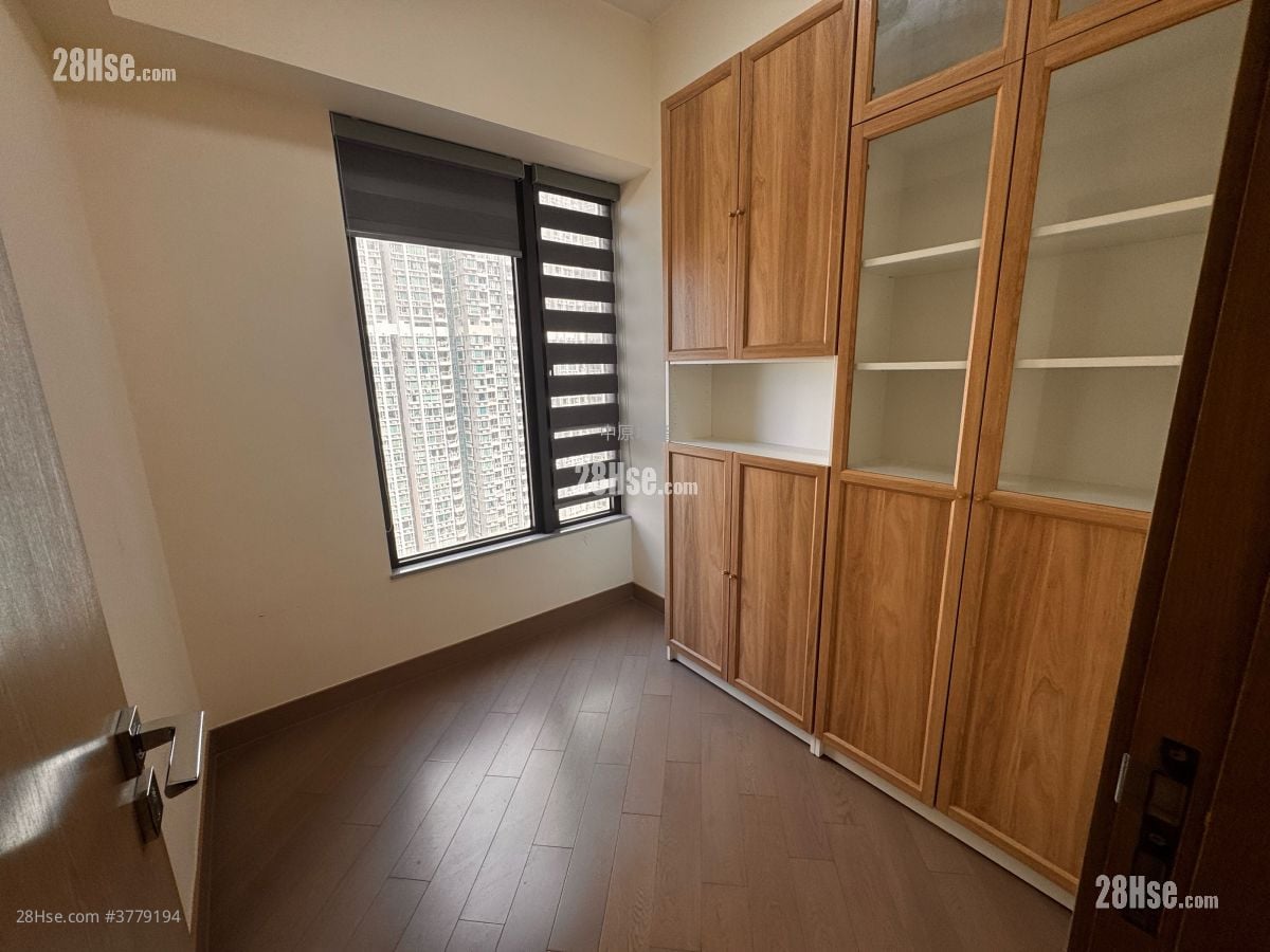 Wings At Seaii Sell 2 Bedrooms 491 ft²