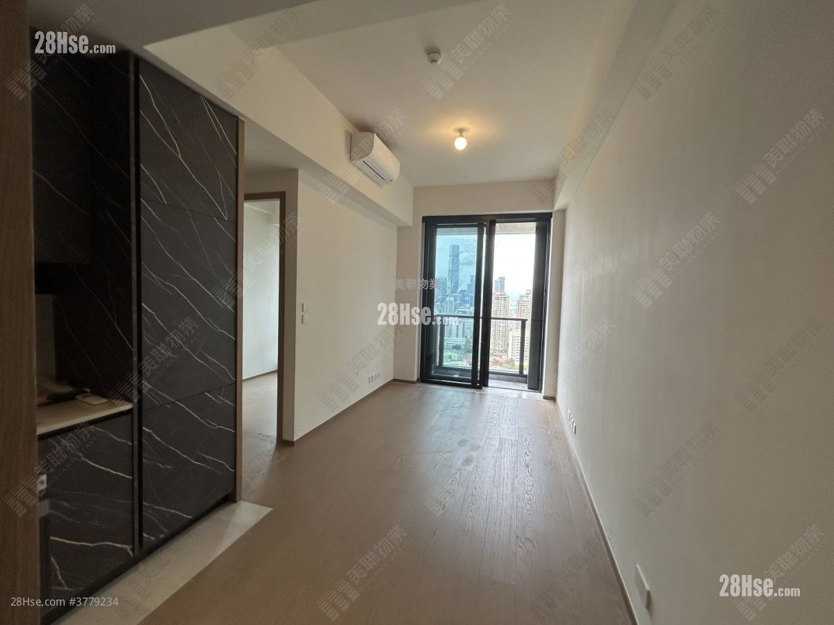 朗贤峯 租盘 2 房 , 1 浴室 528 平方尺