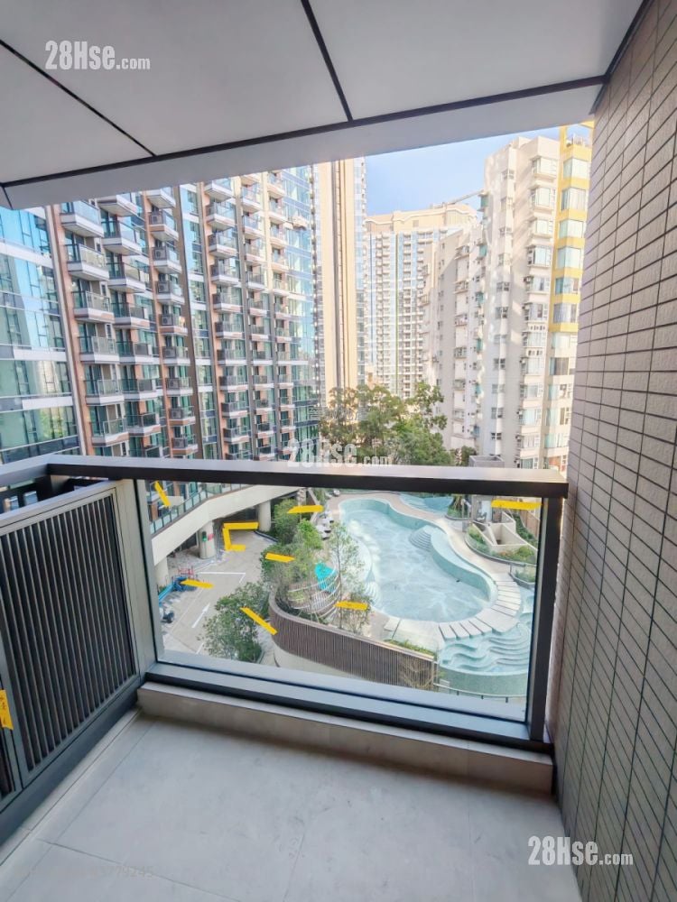 Gold Coast Bay Sell 1 Bedroom , 1 Bathroom 312 ft²