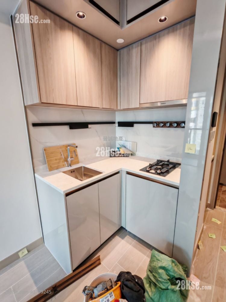 Gold Coast Bay Sell 1 Bedroom , 1 Bathroom 312 ft²