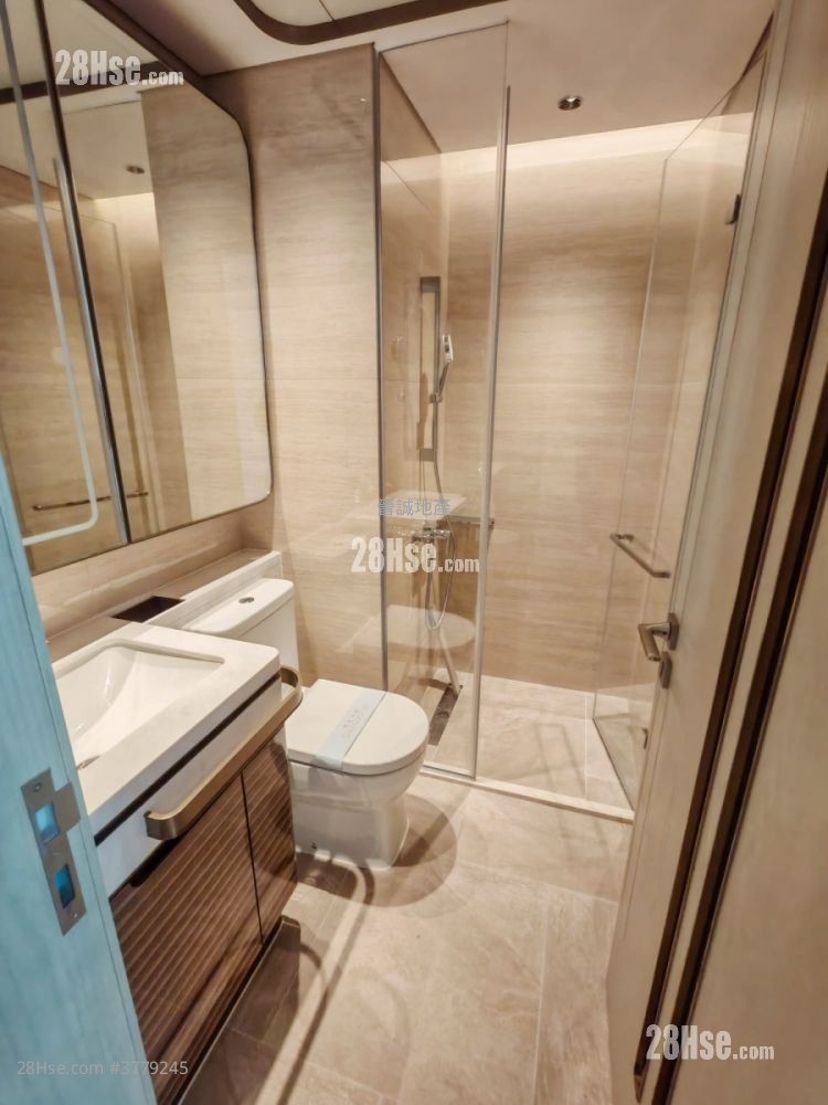 Gold Coast Bay Sell 1 Bedroom , 1 Bathroom 312 ft²