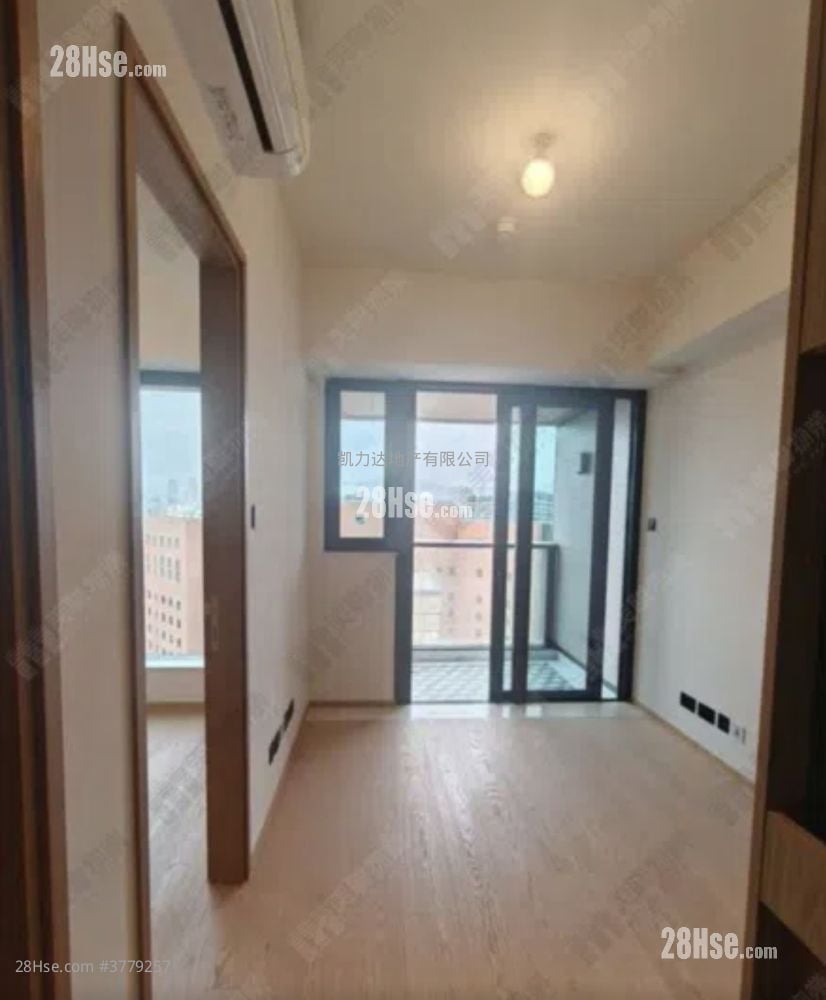 Topside Residence Rental 1 Bedroom , 1 Bathroom 272 ft²