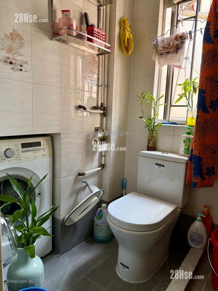 利和大厦 售盘 2 房 , 1 浴室 310 平方尺