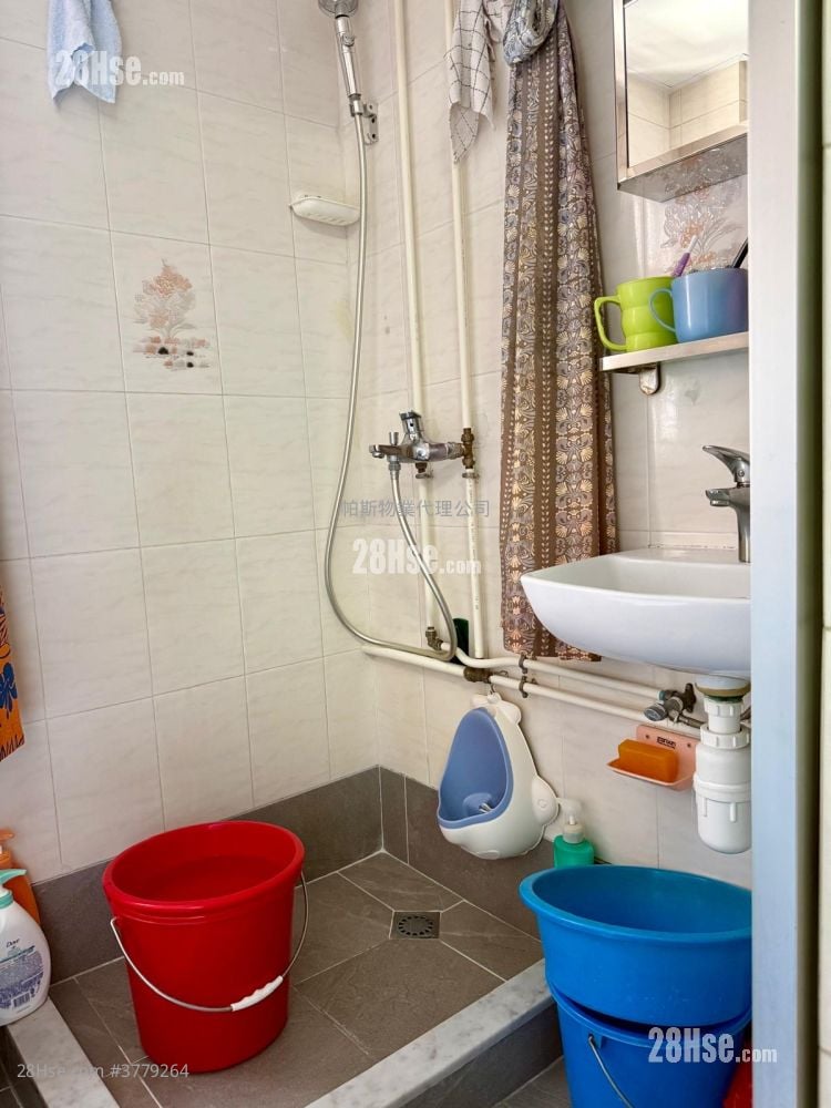 利和大厦 售盘 2 房 , 1 浴室 310 平方尺