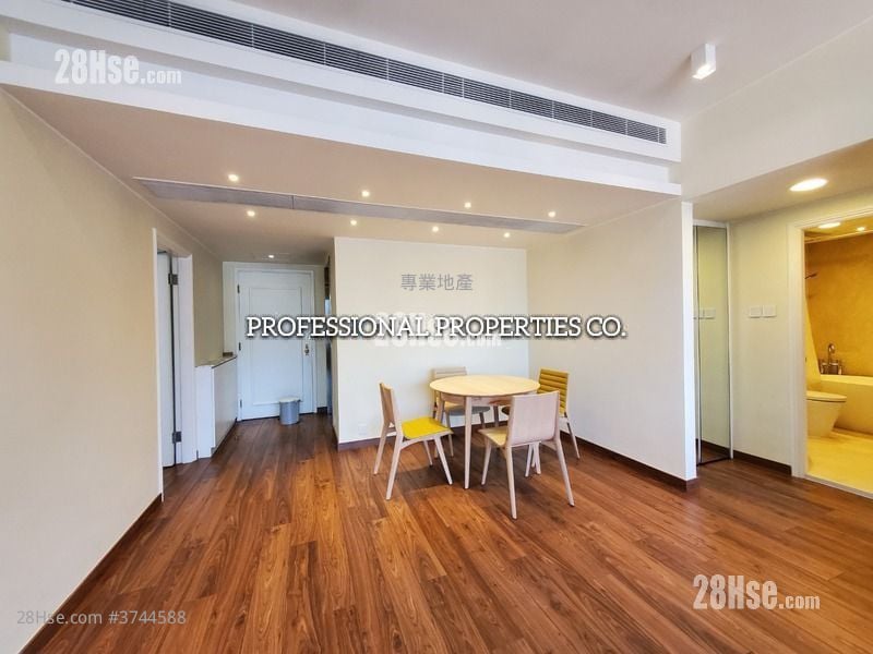 Convention Plaza Sell 2 Bedrooms , 2 Bathrooms 978 ft²