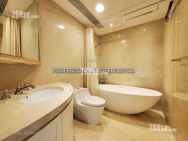 Convention Plaza Sell 2 Bedrooms , 2 Bathrooms 978 ft²