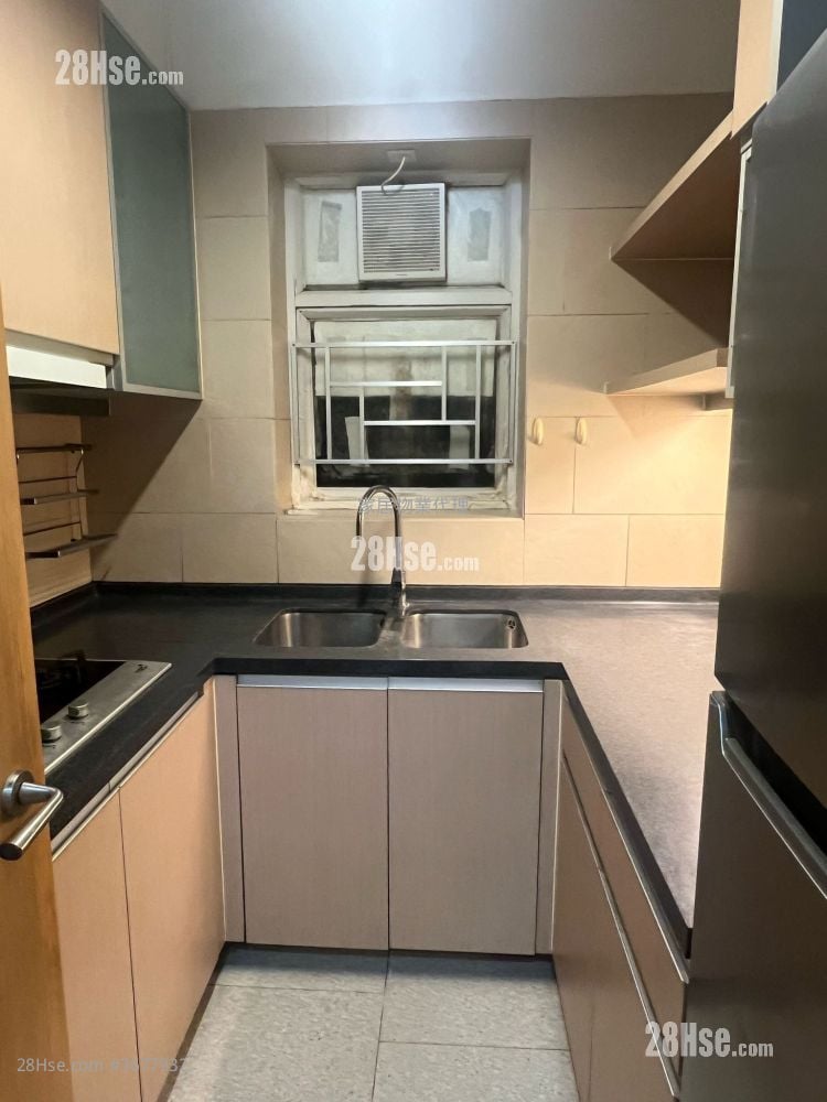 Island Lodge Sell 3 Bedrooms , 2 Bathrooms 802 ft²