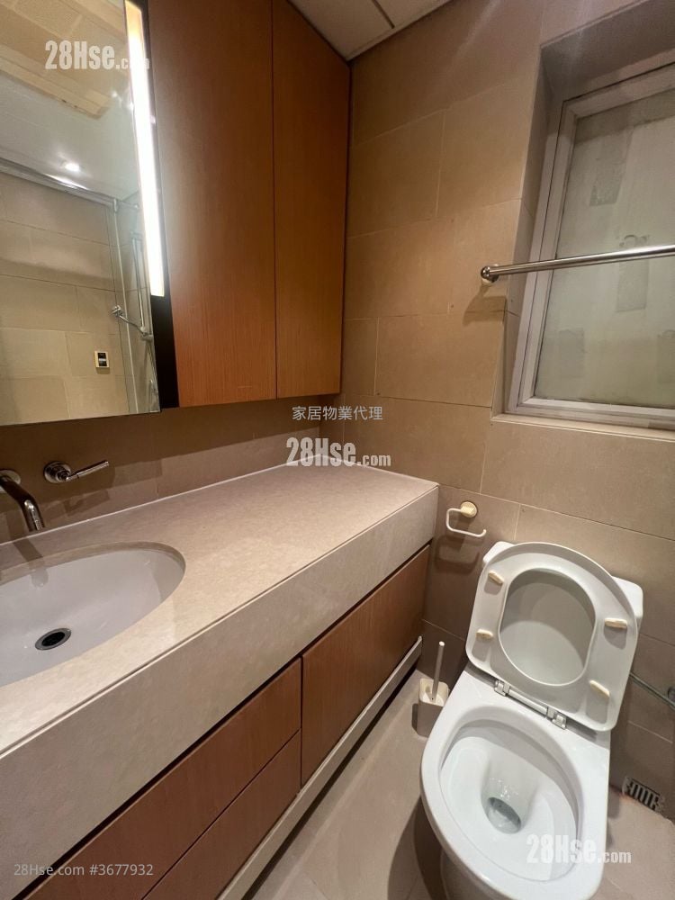 Island Lodge Sell 3 Bedrooms , 2 Bathrooms 802 ft²