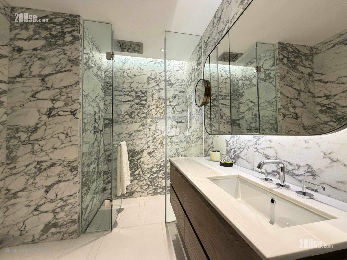 澐沣 售盘 4 房 , 3 浴室 2,305 平方尺