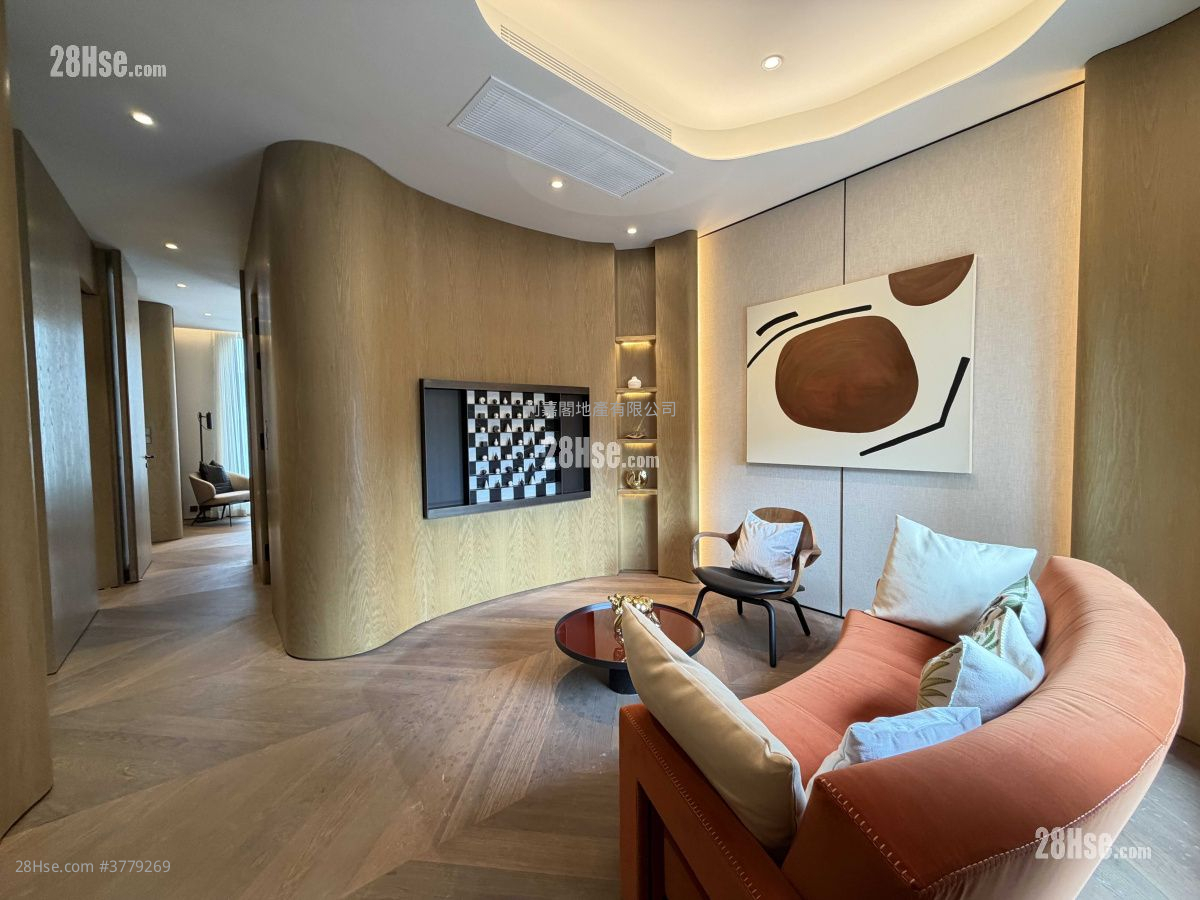 澐沣 售盘 4 房 , 3 浴室 2,305 平方尺