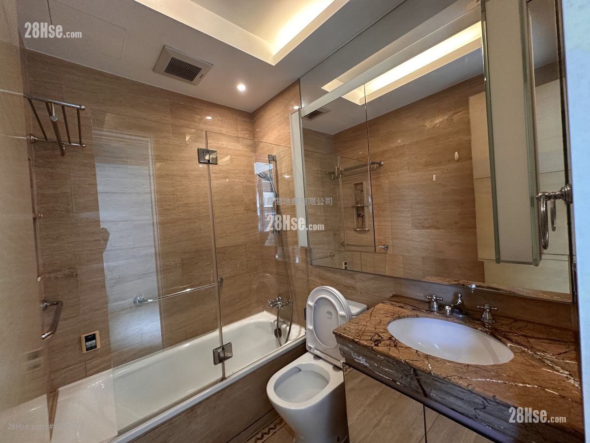 The Palazzo Rental 3 Bedrooms , 2 Bathrooms 1,403 ft²