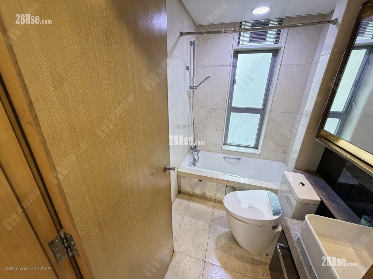 Century Gateway Sell 5+ Bedrooms , 3 Bathrooms 889 ft²