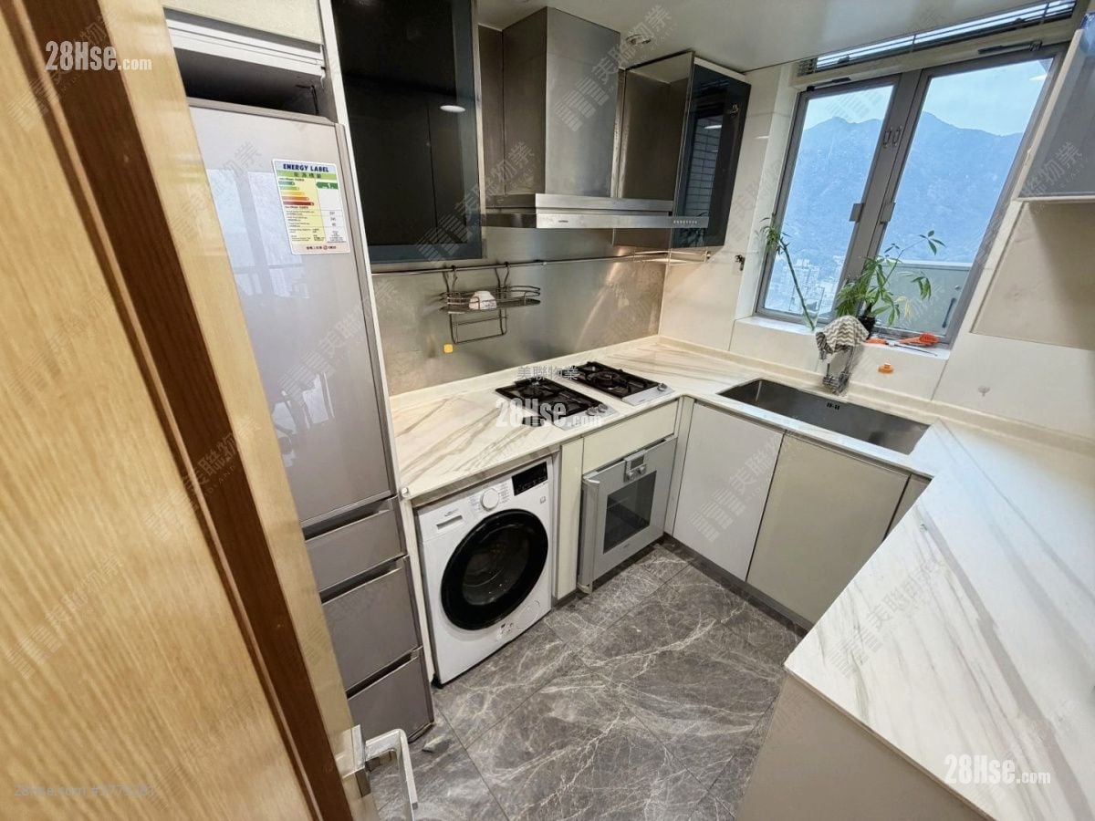 Century Gateway Sell 5+ Bedrooms , 3 Bathrooms 889 ft²