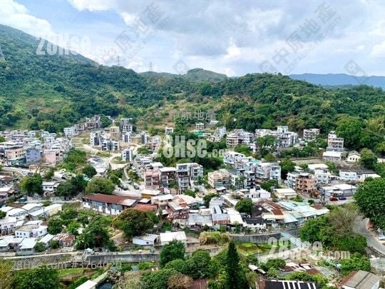 The Regent Sell 3 Bedrooms 580 ft²