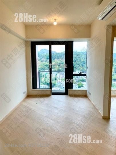 The Regent Sell 3 Bedrooms 580 ft²