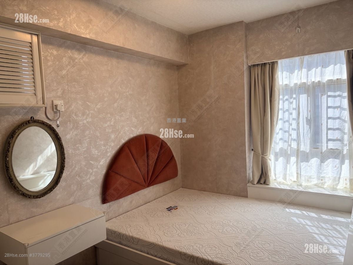 康山花园 租盘 3 房 , 1 浴室 592 平方尺