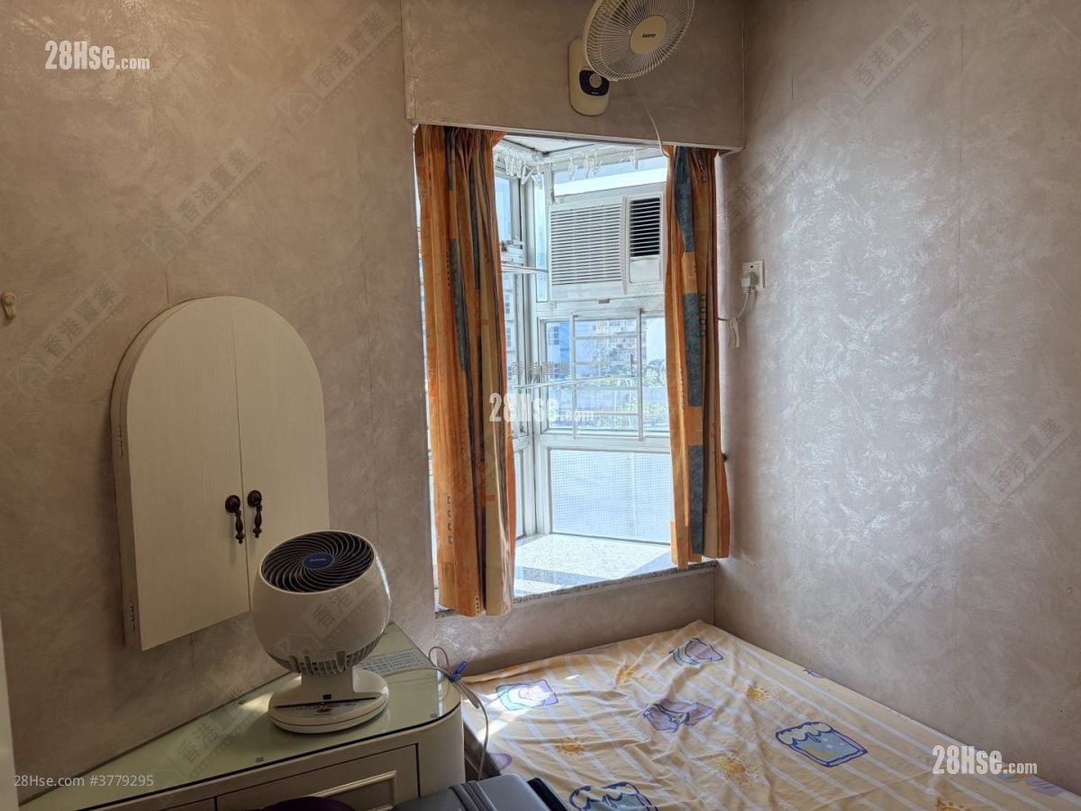 康山花园 租盘 3 房 , 1 浴室 592 平方尺