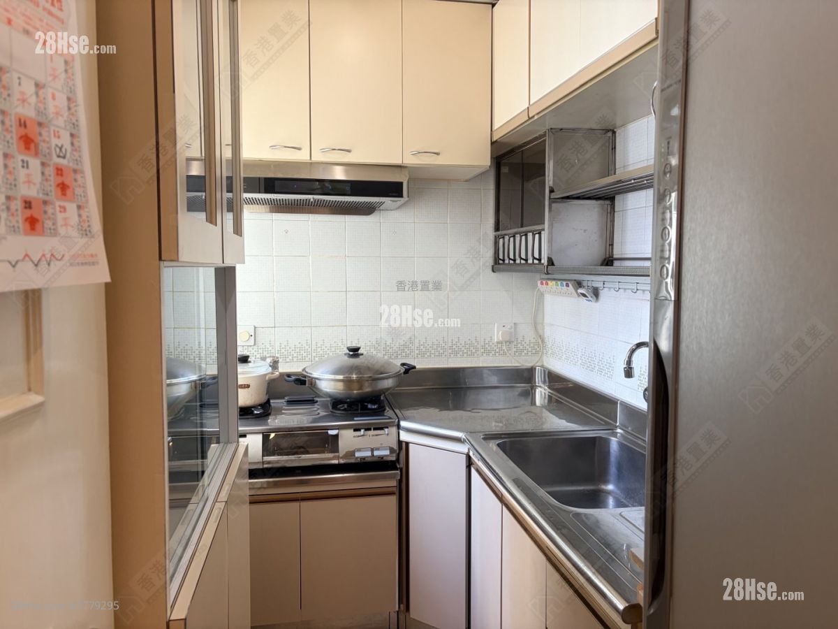 康山花园 租盘 3 房 , 1 浴室 592 平方尺