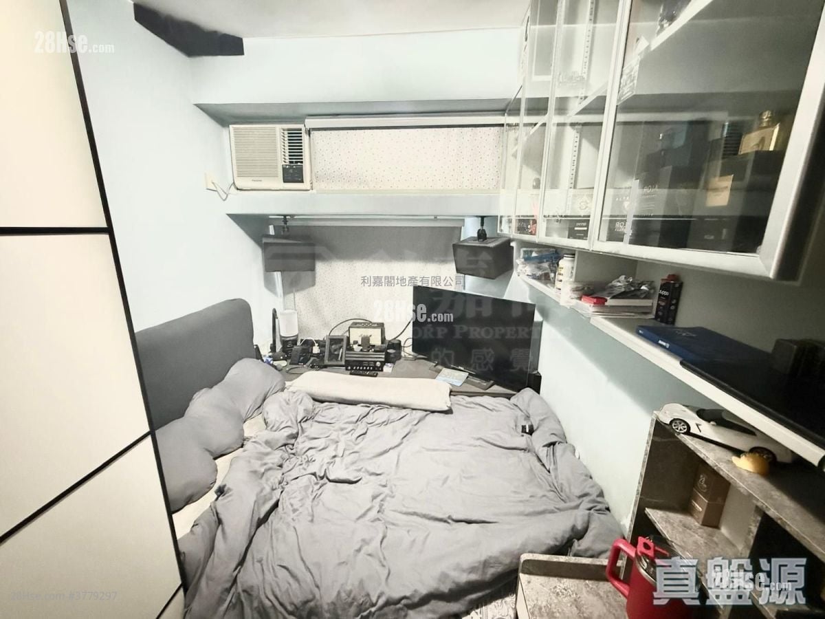 嘉湖山庄 售盘 3 房 , 2 浴室 623 平方尺