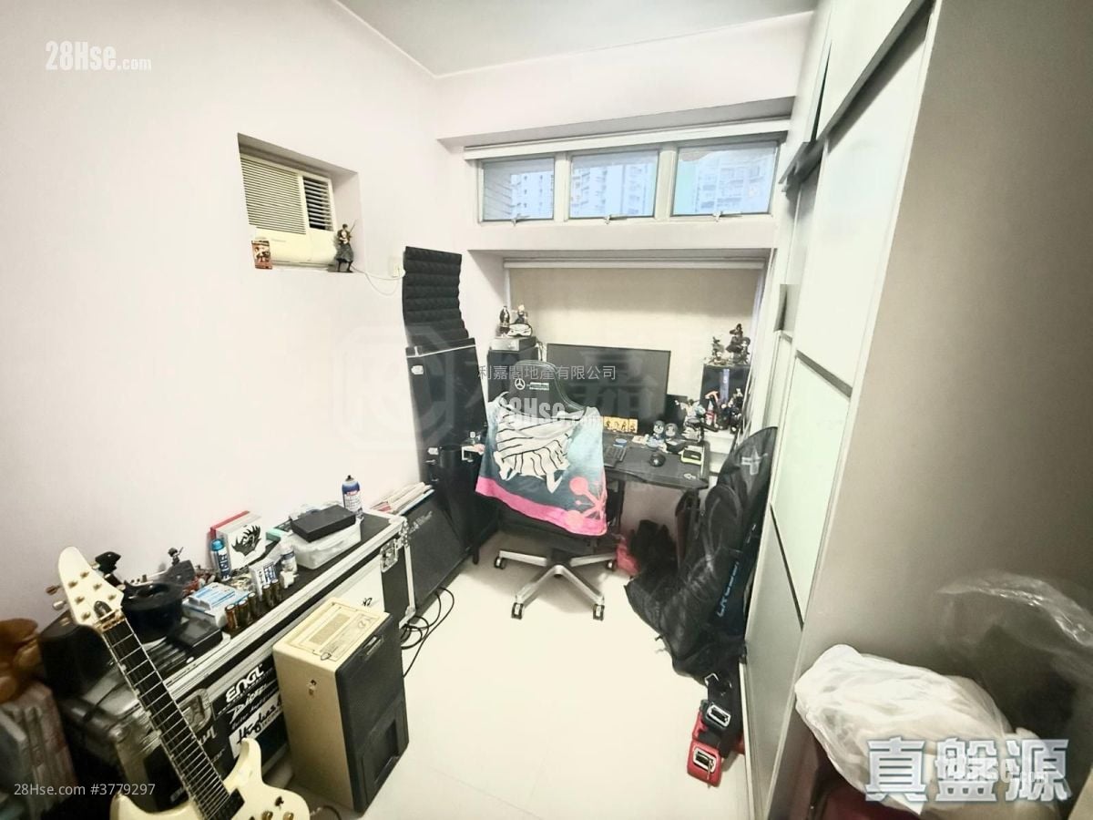 嘉湖山庄 售盘 3 房 , 2 浴室 623 平方尺