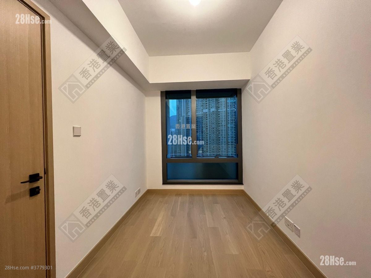 Grand Montara Sell 2 Bedrooms , 1 Bathroom 466 ft²