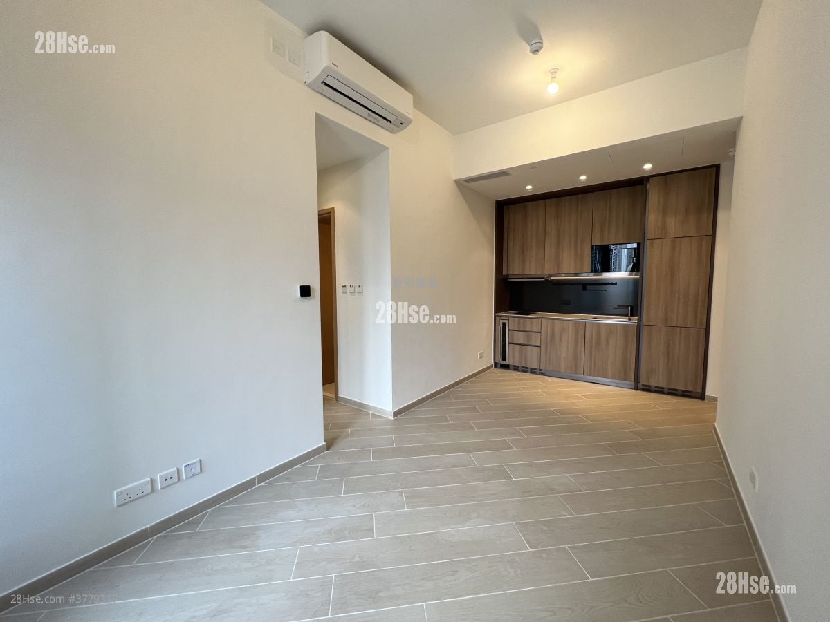 Lp10 Sell 2 Bedrooms , 1 Bathroom 484 ft²