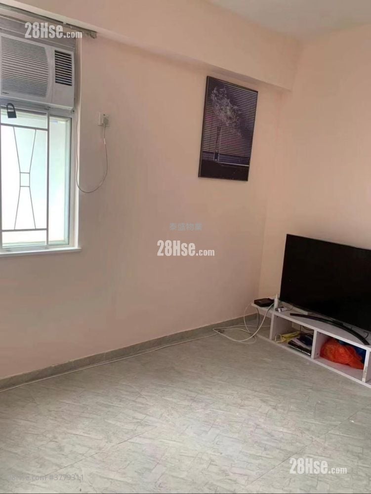 Wah Po Building Rental 1 Bedroom , 1 Bathroom 305 ft²