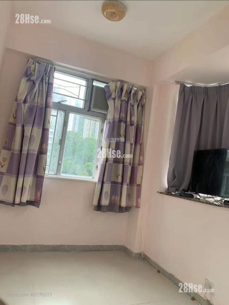 Wah Po Building Rental 1 Bedroom , 1 Bathroom 305 ft²