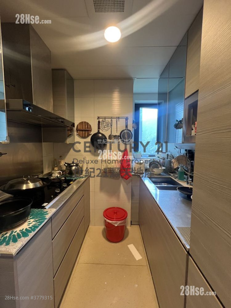 Mont Vert Sell 3 Bedrooms , 2 Bathrooms 843 ft²