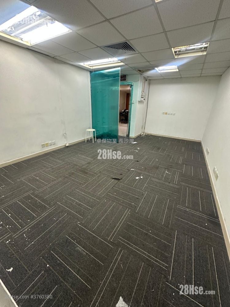 International Trade Centre Sell 1 Toilet