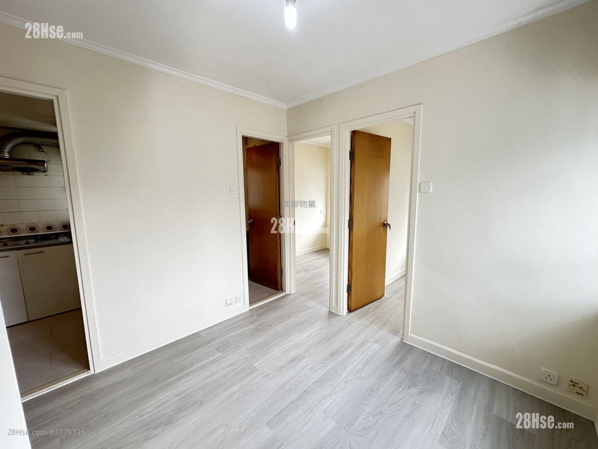 City One Shatin Sell 2 Bedrooms , 1 Bathroom 304 ft²