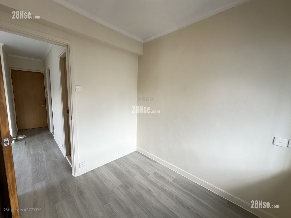 City One Shatin Sell 2 Bedrooms , 1 Bathroom 304 ft²