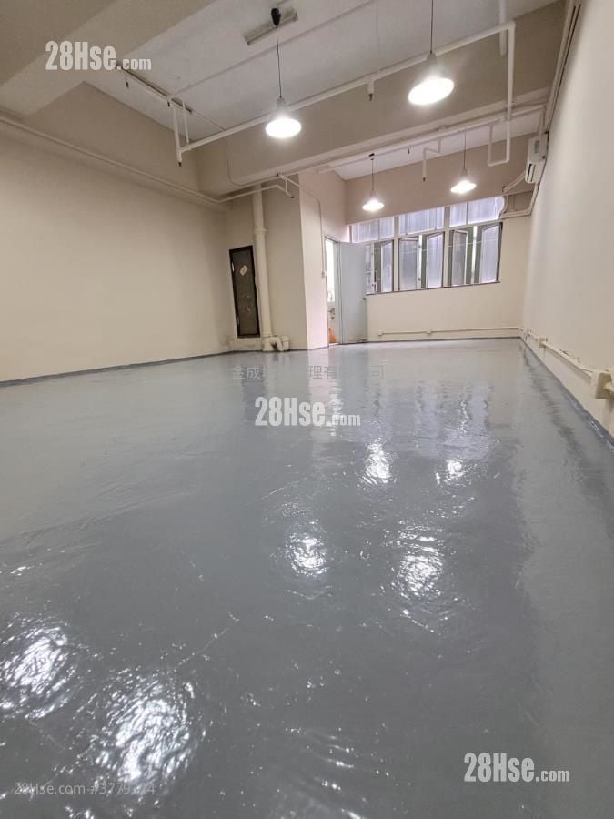 Well Fung Industrial Centre Rental 1 Toilet 485 ft²