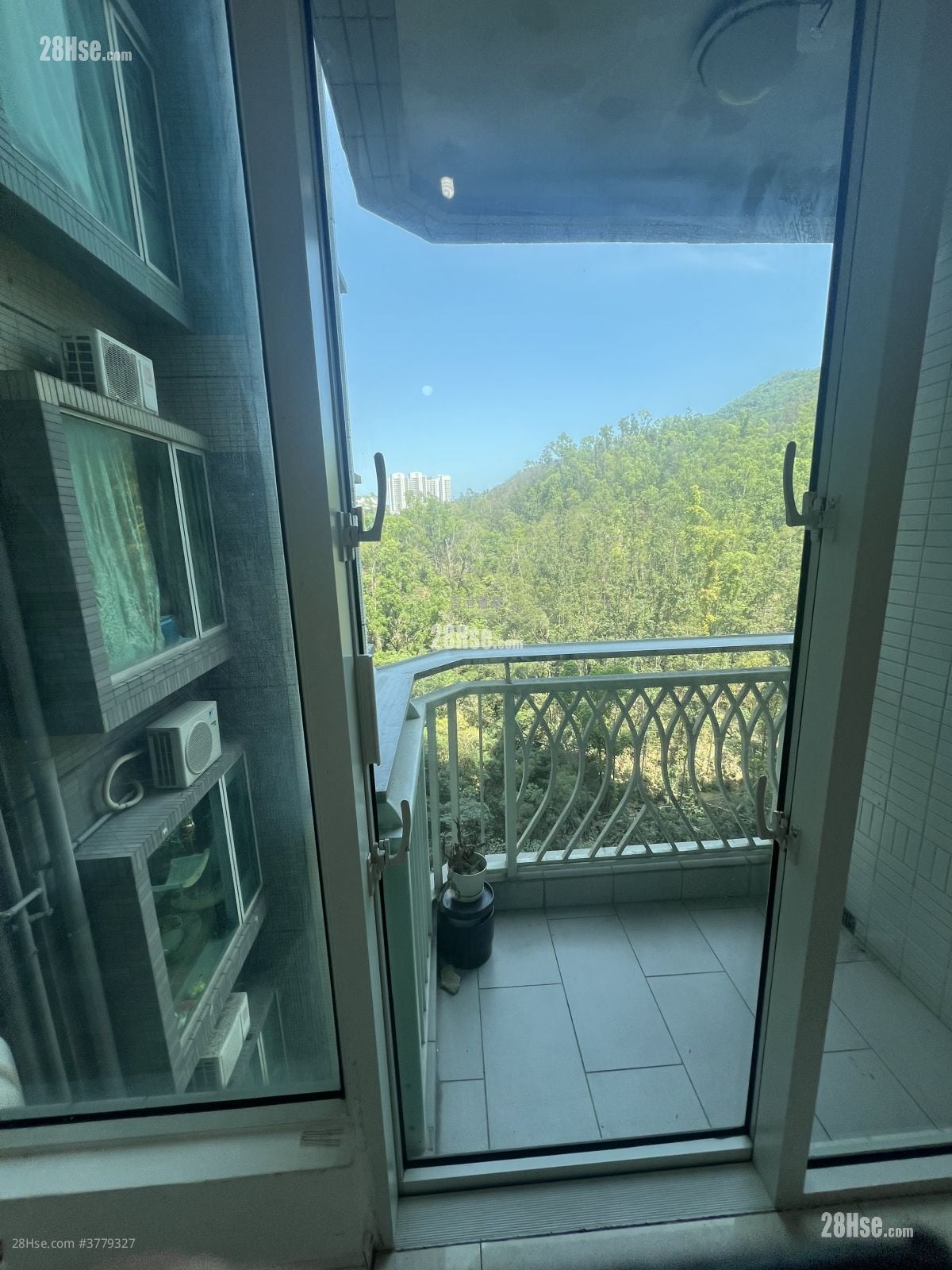 峻滢 租盘 3 房 , 2 浴室 694 平方尺