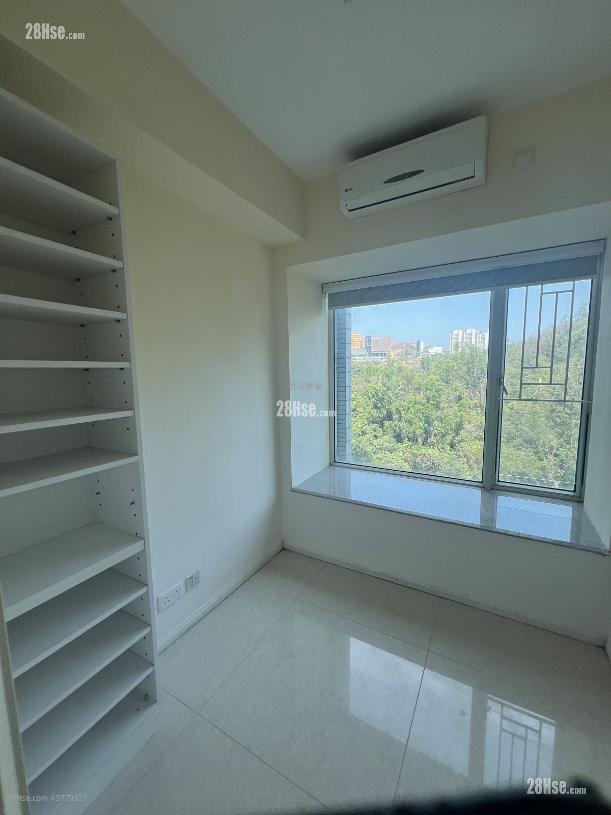 峻滢 租盘 3 房 , 2 浴室 694 平方尺